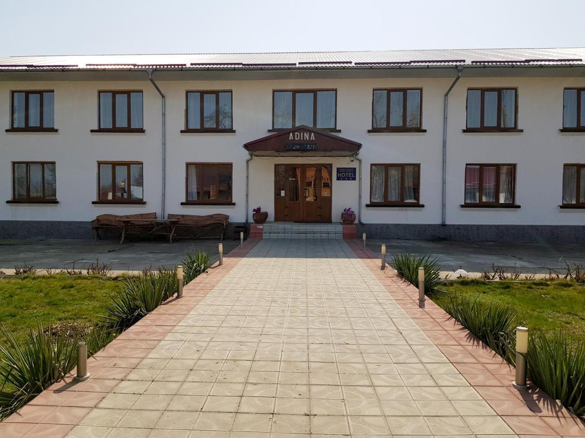 Adina Hotel Riscani Exterior photo